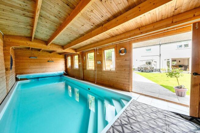 Heated Swimming Pool