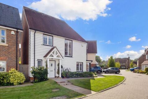 Sycamore Rise, Barns Green, RH13