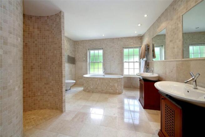 En Suite Bathroom