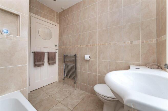 Bathroom View 3
