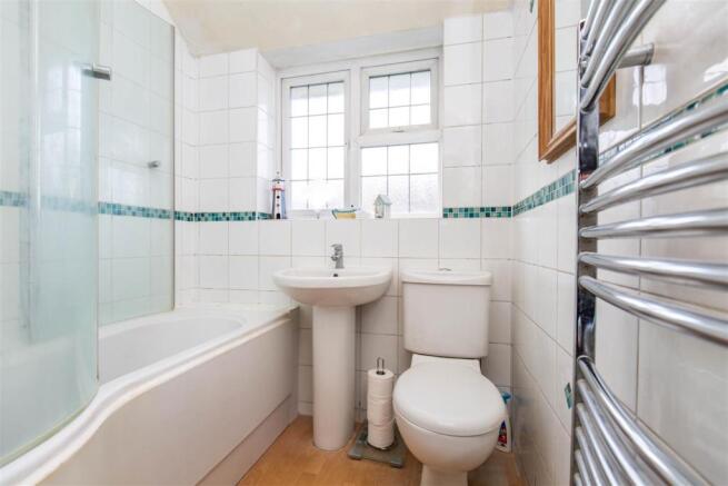 Bathroom.jpg