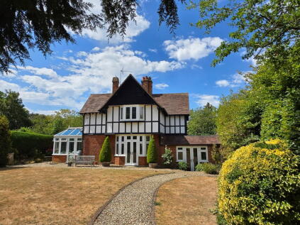 Epping Road, Roydon