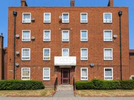 13, Mountearl Gardens, London SW16 2NL