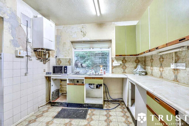 3 bed Semi-Detached for sale Image 7
