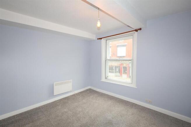 1 bed Flat to rent Image 4