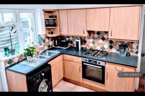 17, Smallwood Road, London SW17 0TN