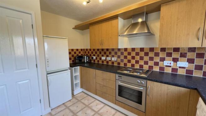 Kitchen 2.jpg