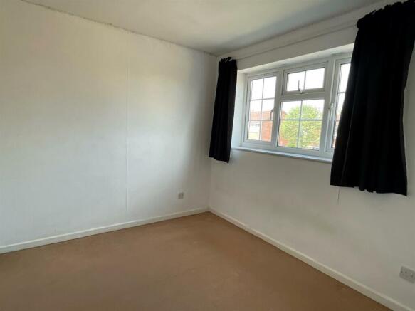 Bedroom..jpg