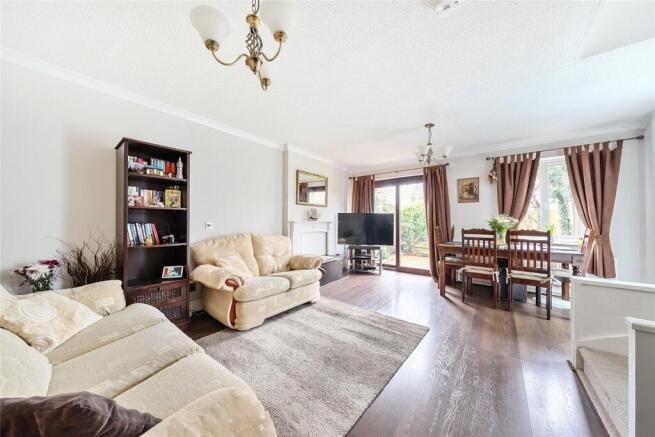 Sitting/Dining Room
