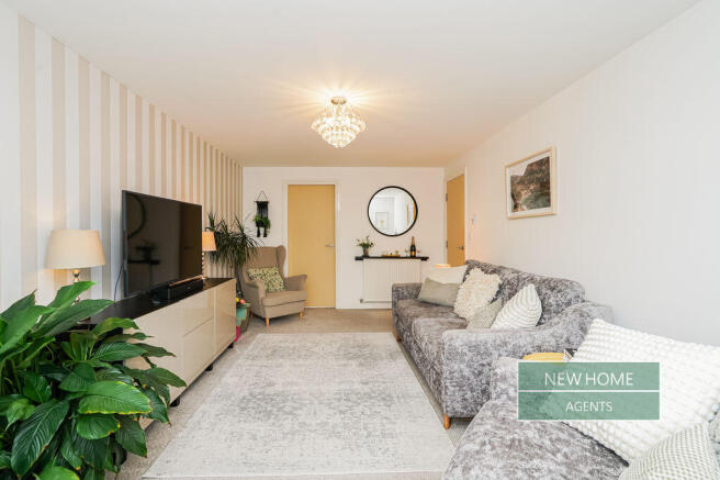2 bed Flat for sale Image 6