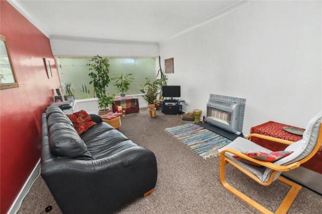2 bed Apartment for sale Image 8