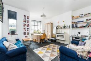 Flat 11, Betsham House, Newcomen Street, London SE1 1YU