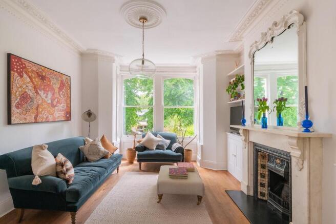 3R6APCN - Sitting Room E.jpg