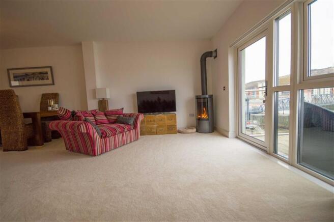 Open Plan Lounge Din