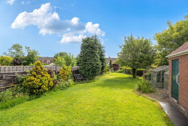 2 bed Detached Bungalow for sale Image 11