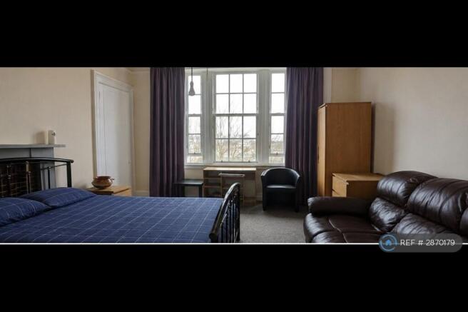 Bedroom 2 Pic 1