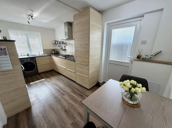 Kitchen with eating area
