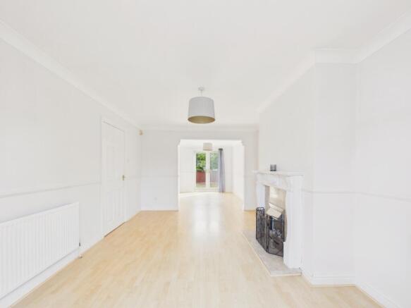 3 bed Detached for sale Image 6