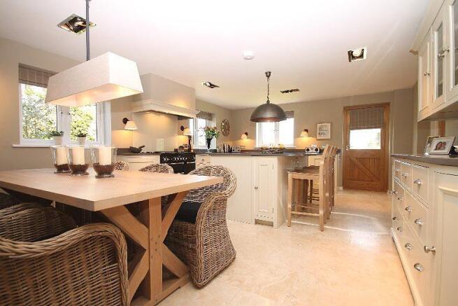 Kitchen/Dining Room
