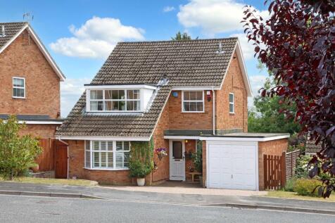 Sunnycroft, Downley, High Wycombe, Buckinghamshire, HP13