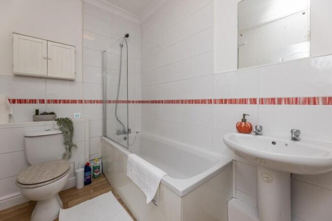 3 bed Semi-Detached for sale Image 11