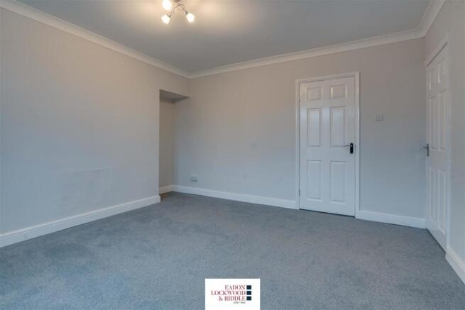 Bedroom 1-1.jpg