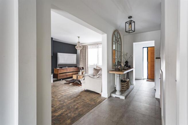entrance hall3.jpg