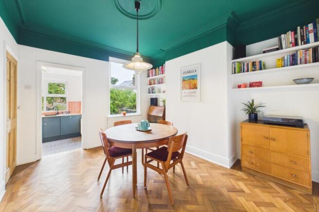 2 bed Terraced for sale Image 5