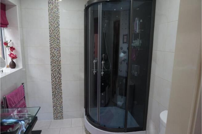 Master En-suite