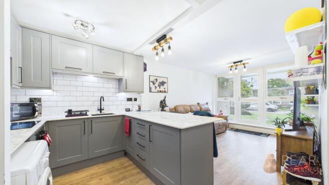 Open Plan Lounge/Kitchen