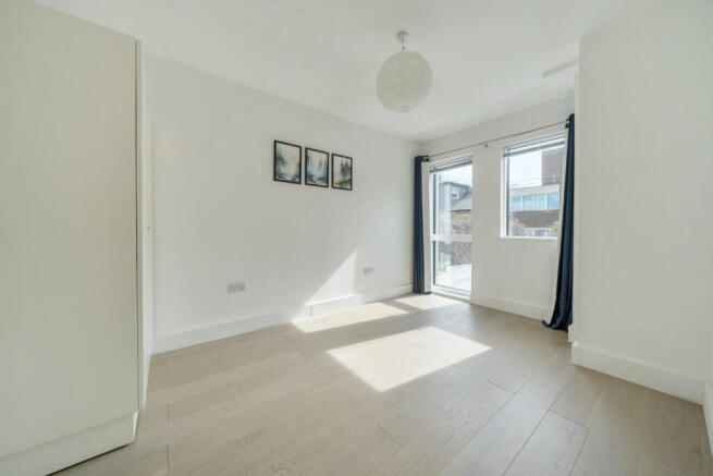 1430613-3-69bd422...