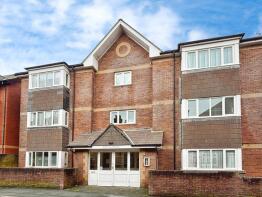 6, 4 Rosali House, Trafalgar Road, Newport PO30 1QE