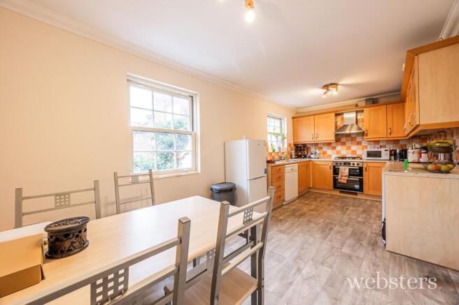 Kitchen / Breakfast Room