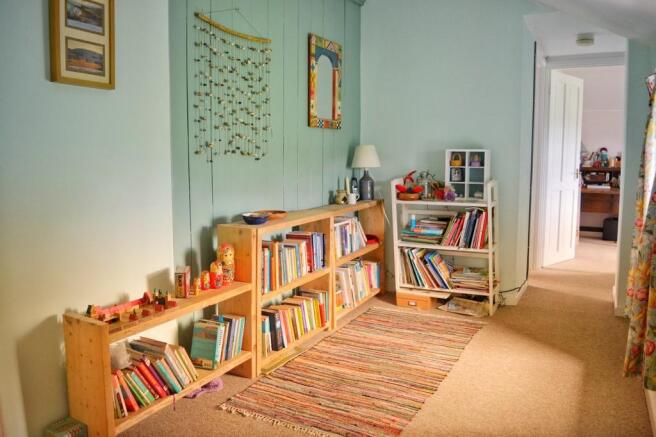 Photo 12