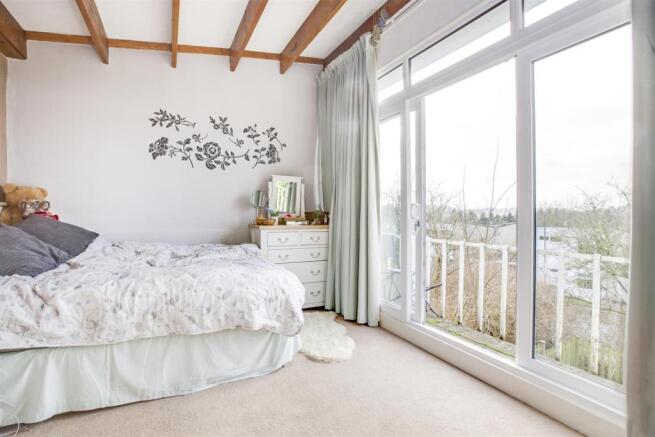 5 Mole Run Bedroom 1.jpg