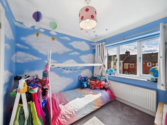3 bed Semi-Detached for sale Image 10