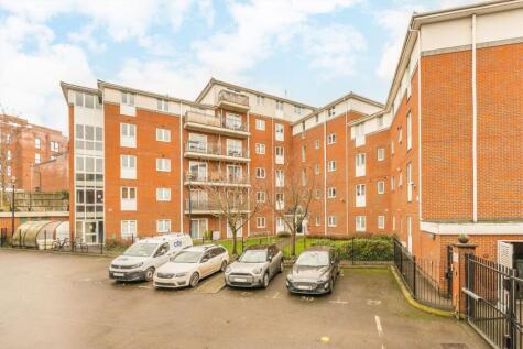 Blytheswood Place, Streatham