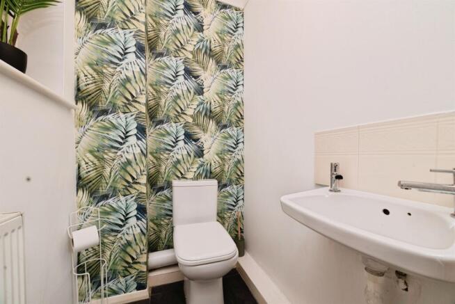 3 bed Detached for sale Image 8