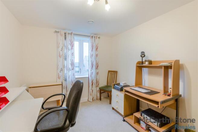 2 bed Apartment for sale Image 8