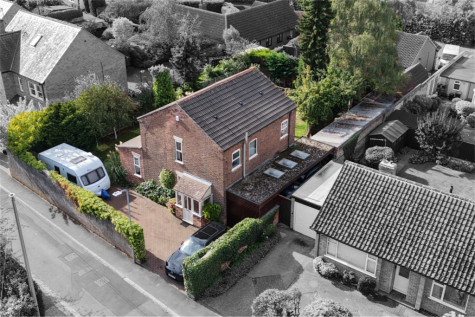 Grove Avenue, Beeston, NG9 4ED