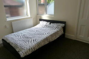 17, North End Road, Golders Green, London NW11 7RJ