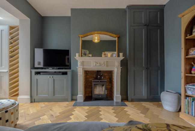 3 bed Town House for sale Image 4