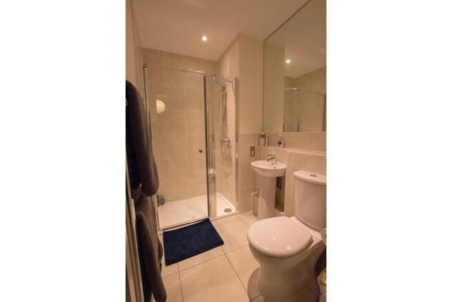 Master En-suite