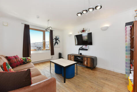 Painter House, Shadwell, E1