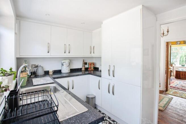 3 bed Detached for sale Image 8