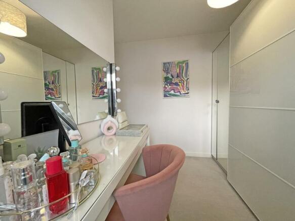 Carrolls Way 51 - Bed 2 Shot 2.jpg