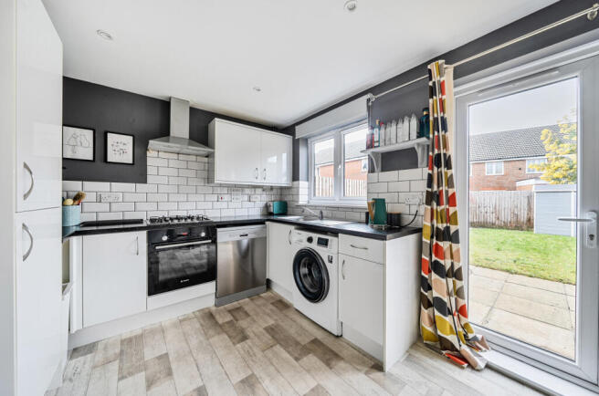 1407375-28-6980c3...