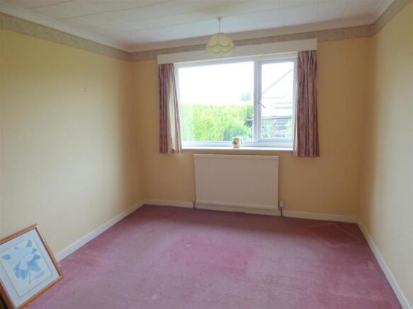 BEDROOM 3