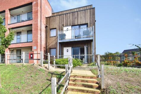 Heath Wood Drive, Maidstone, Kent, ME14