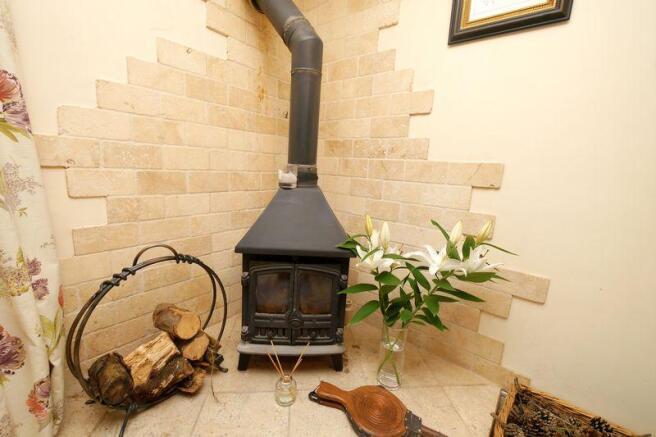 WOOD BURNER